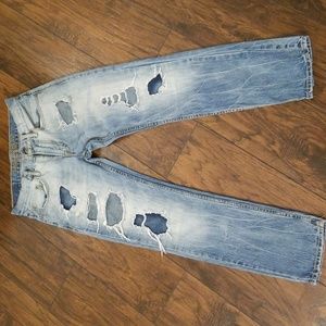Great condition holey jeans